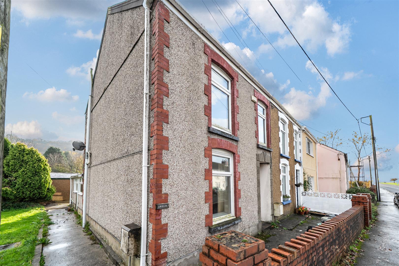 West End, Penclawdd, Swansea, SA4 3YX